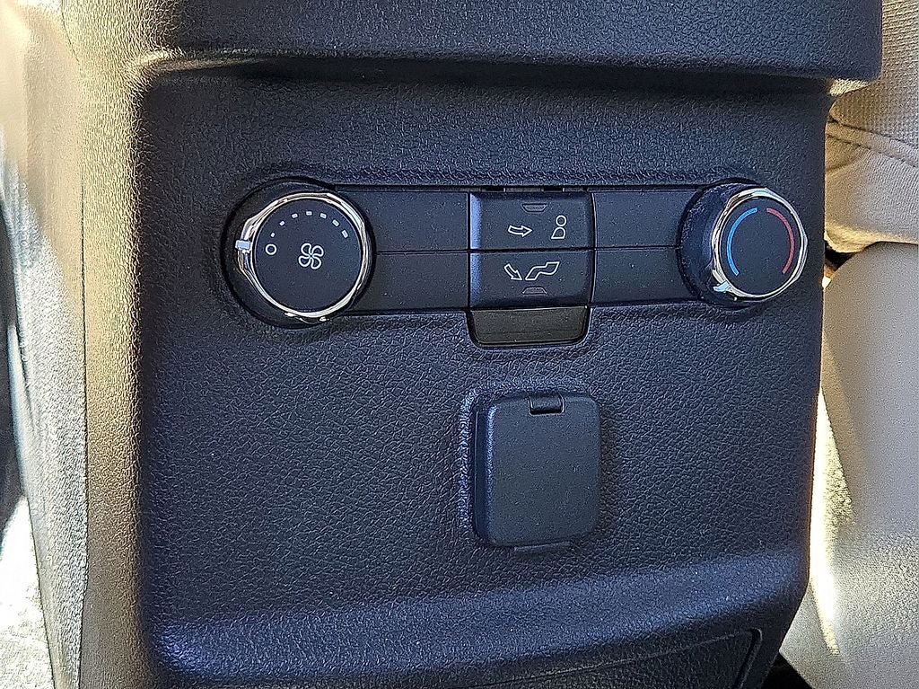 2017 Ford Explorer Base