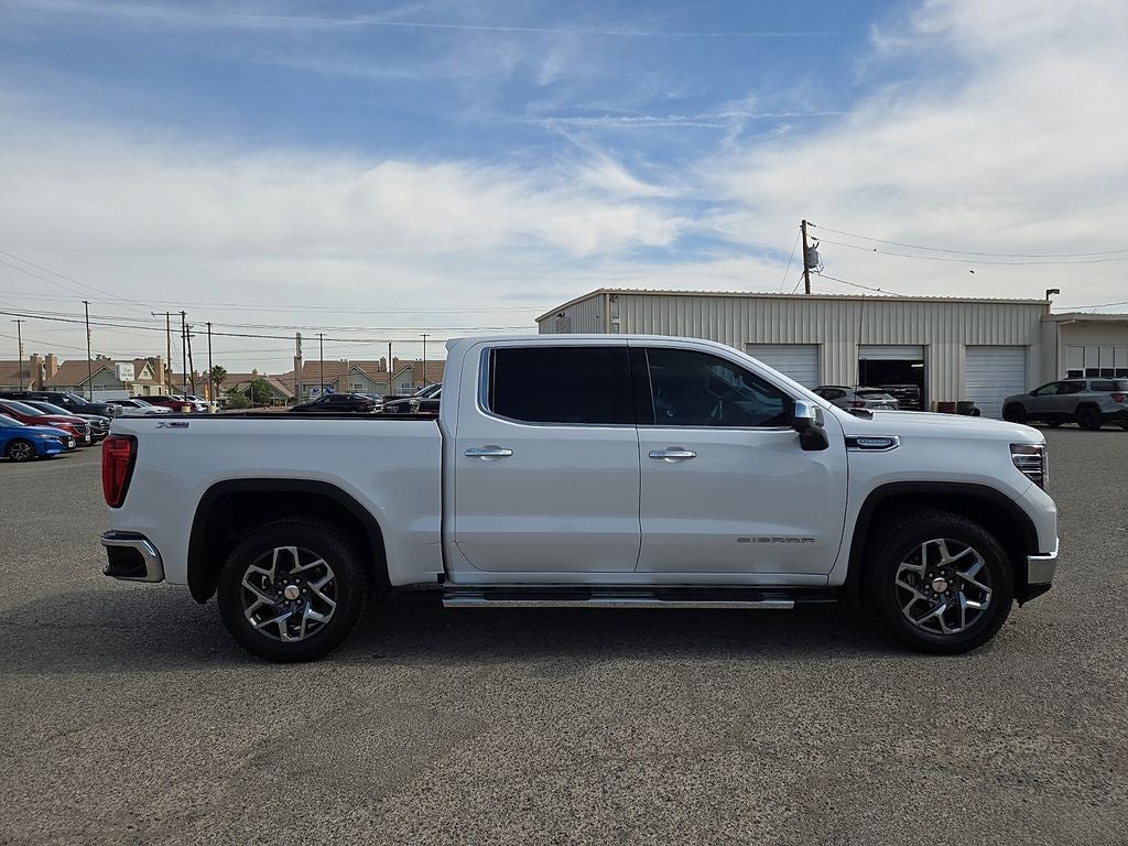 2024 GMC Sierra 1500 SLT
