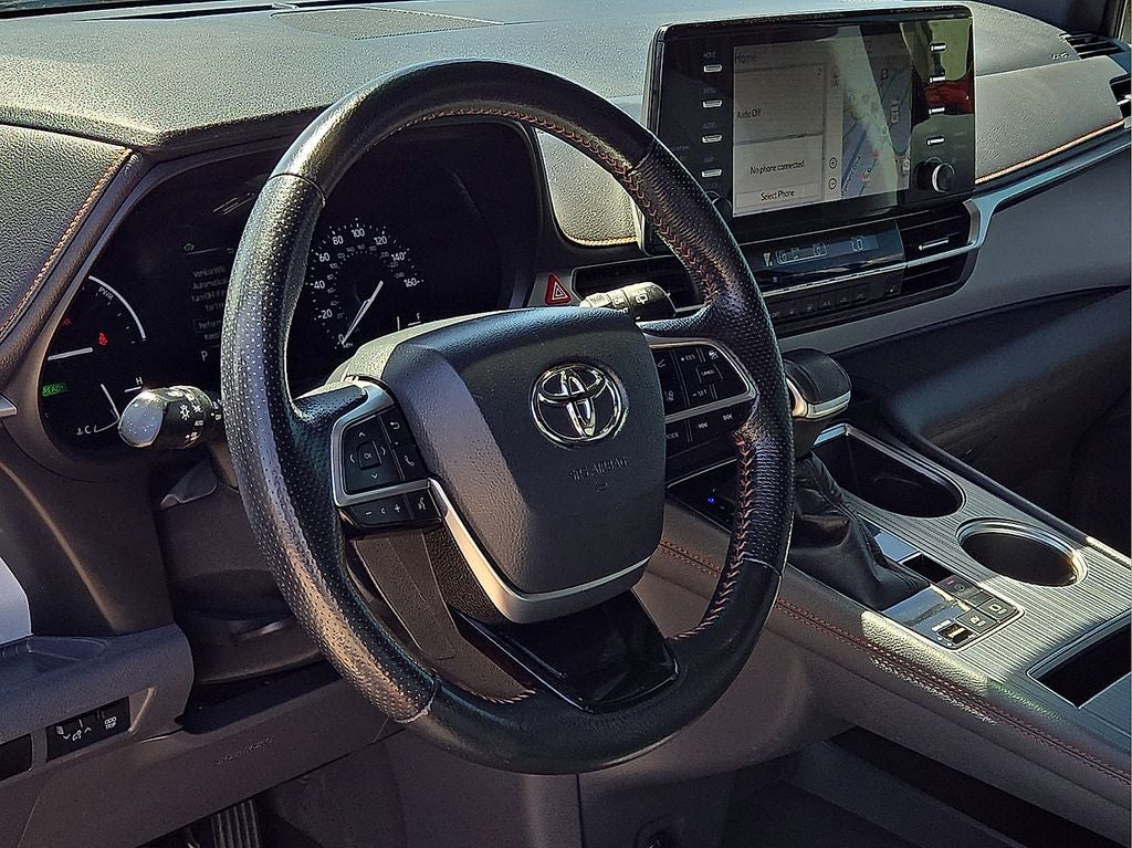 2021 Toyota Sienna XSE 7 Passenger