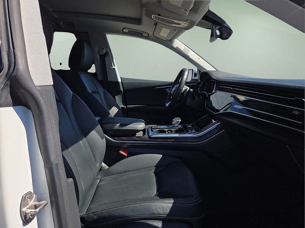 2023 Audi Q8 55 Premium Plus quattro