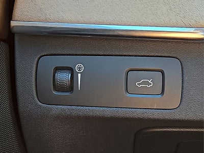 2022 Volvo XC90 T6 Momentum