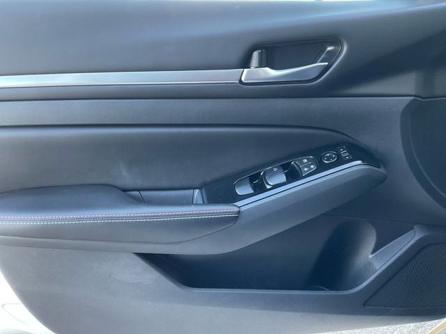 2024 Nissan Altima 2.0 SR