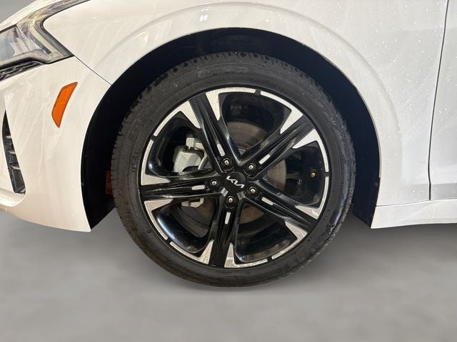 2022 Kia K5 EX