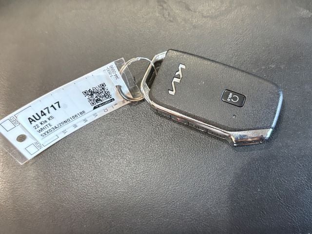2022 Kia K5 EX
