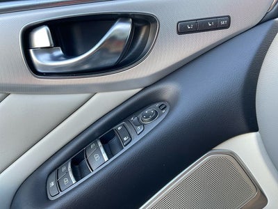 2022 INFINITI Q50 LUXE