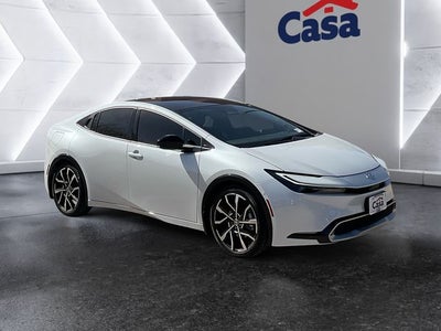 2025 Toyota Prius Plug-In Hybrid SE