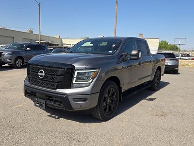 2023 Nissan Titan SV
