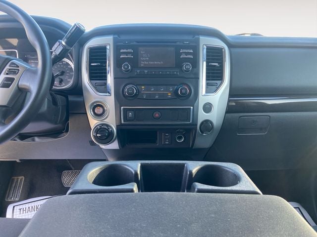 2018 Nissan Titan SV