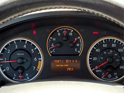 2015 Nissan Titan SV
