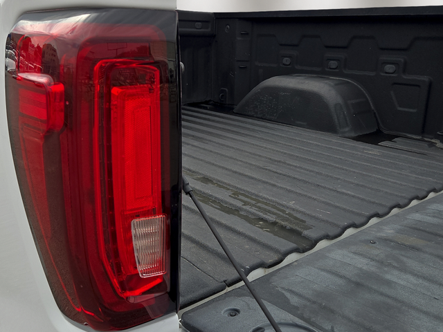 2022 GMC Sierra 1500 AT4X