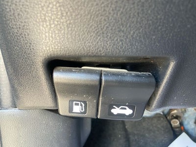 2019 Nissan Versa 1.6 SV Nissan Certified Select