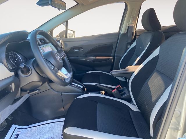 2022 Nissan Versa SV