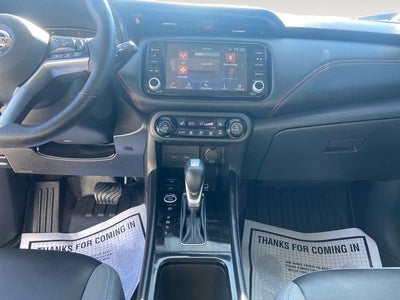 2021 Nissan Kicks SR