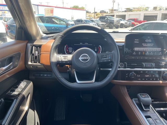 2024 Nissan Pathfinder Platinum