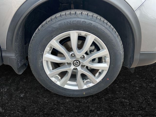 2020 Nissan Rogue Sport SV