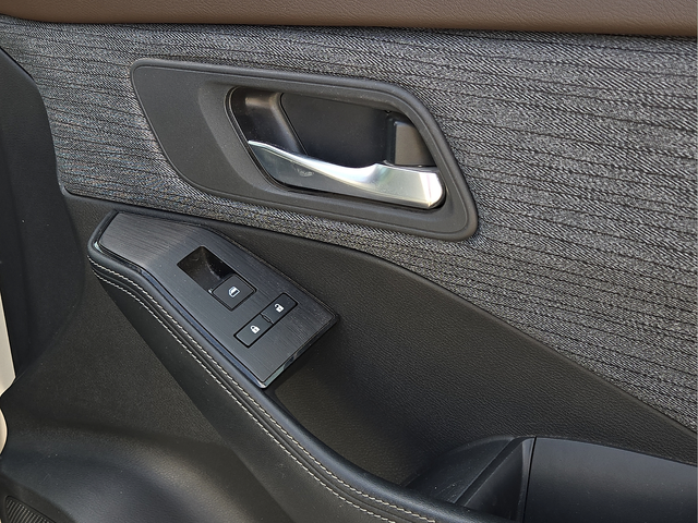 2023 Nissan Rogue SV Nissan Certified