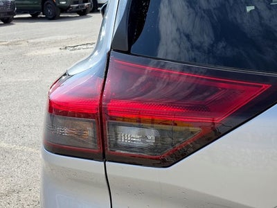 2023 Nissan Rogue SV Nissan Certified