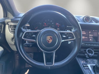 2020 Porsche Macan Base