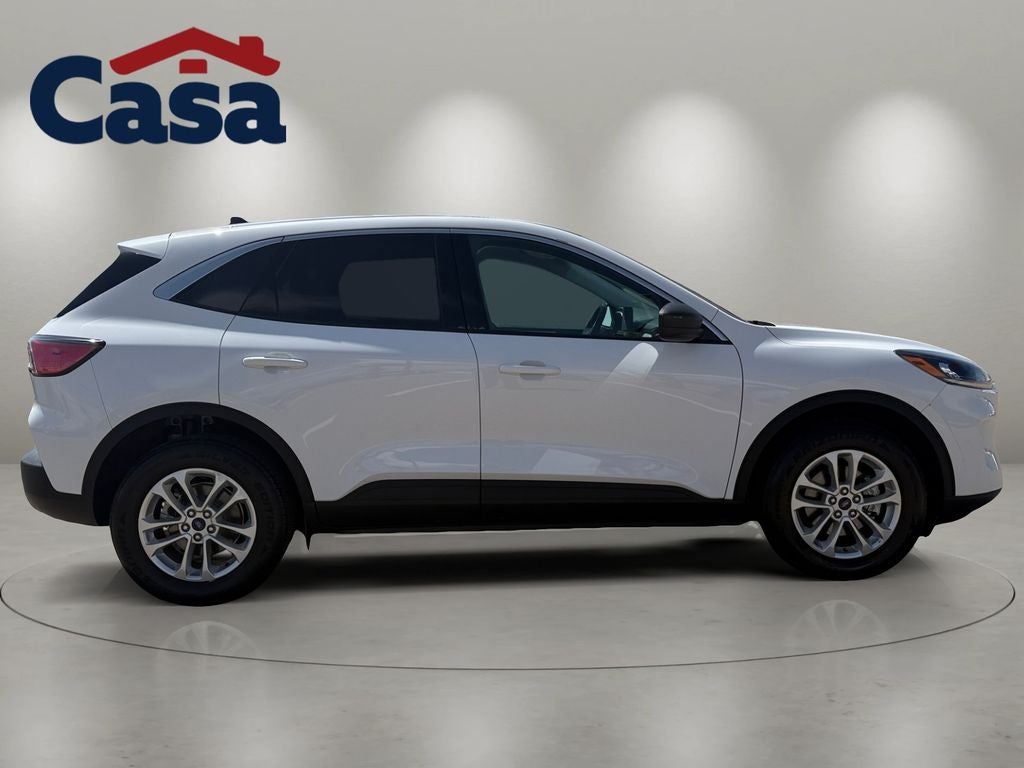 2022 Ford Escape Hybrid SE