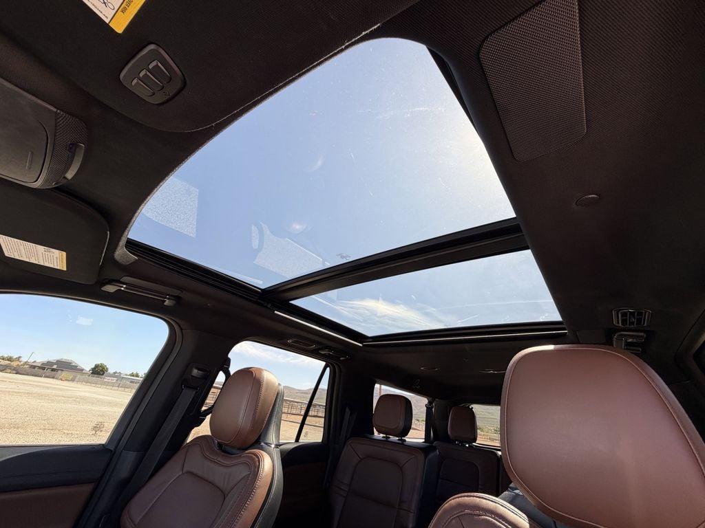 2022 Lincoln Navigator L Reserve