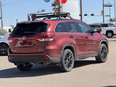 2019 Toyota Highlander SE