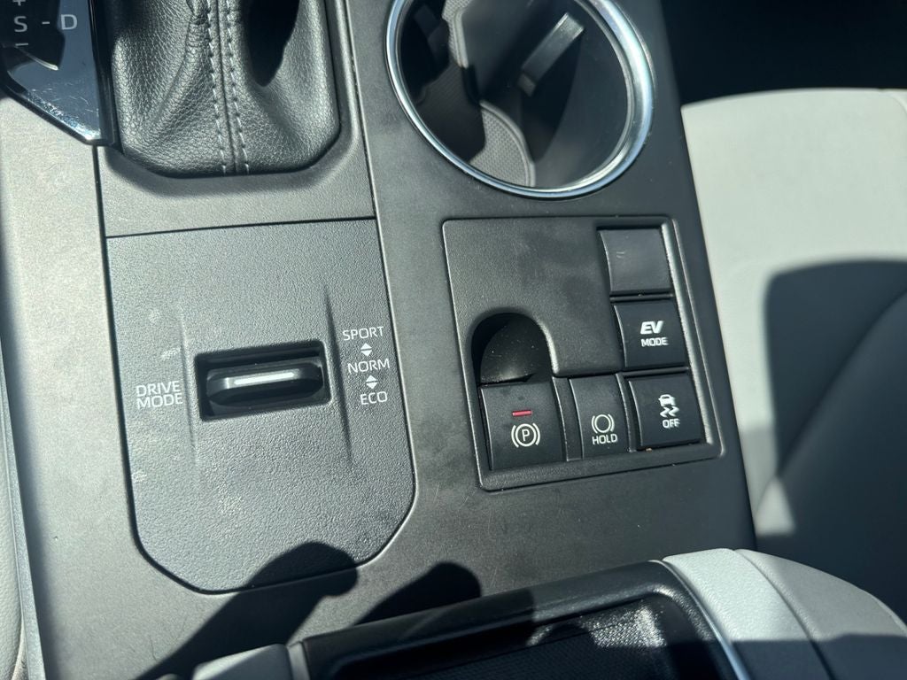 2024 Toyota Highlander Hybrid XLE