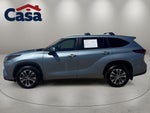 2024 Toyota Highlander Hybrid XLE