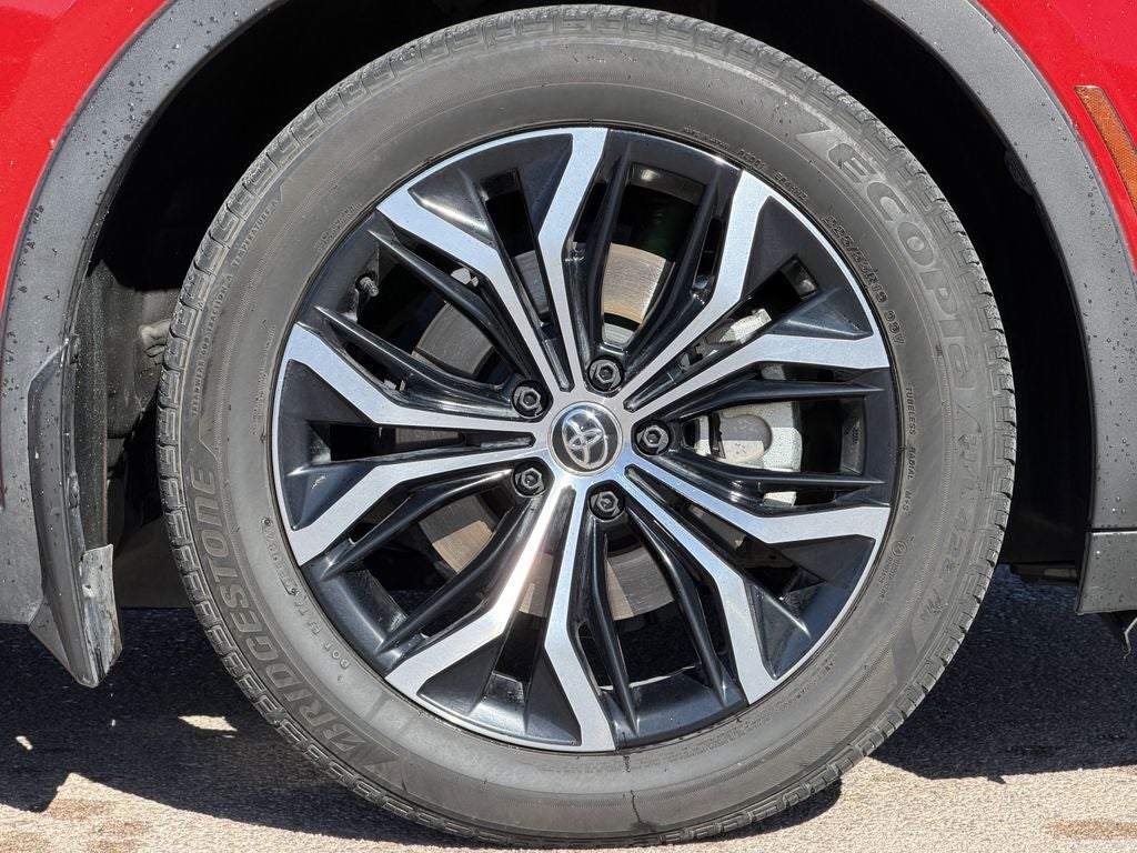 2023 Toyota Crown XLE