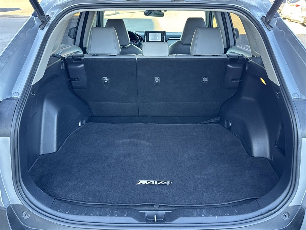 2019 Toyota RAV4 XLE Premium