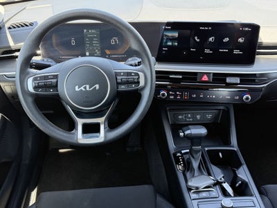 2025 Kia K5 LXS