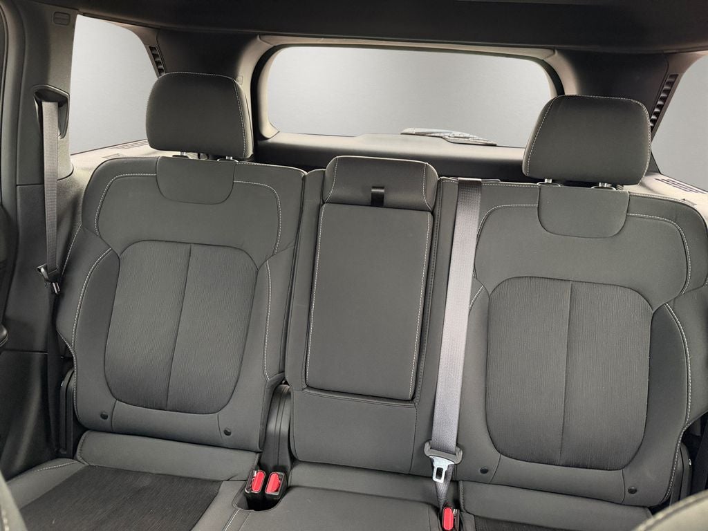2025 Jeep Grand Cherokee Laredo X 4x2