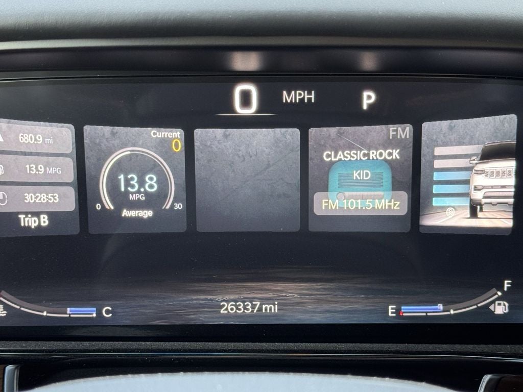 2022 Jeep Grand Wagoneer Series III