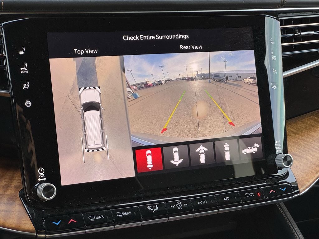 2022 Jeep Grand Wagoneer Series III