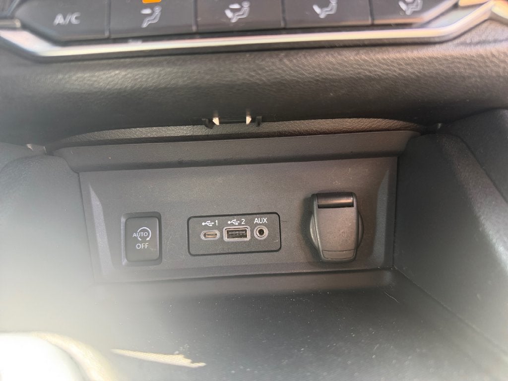 2024 Nissan Sentra SV Xtronic CVT