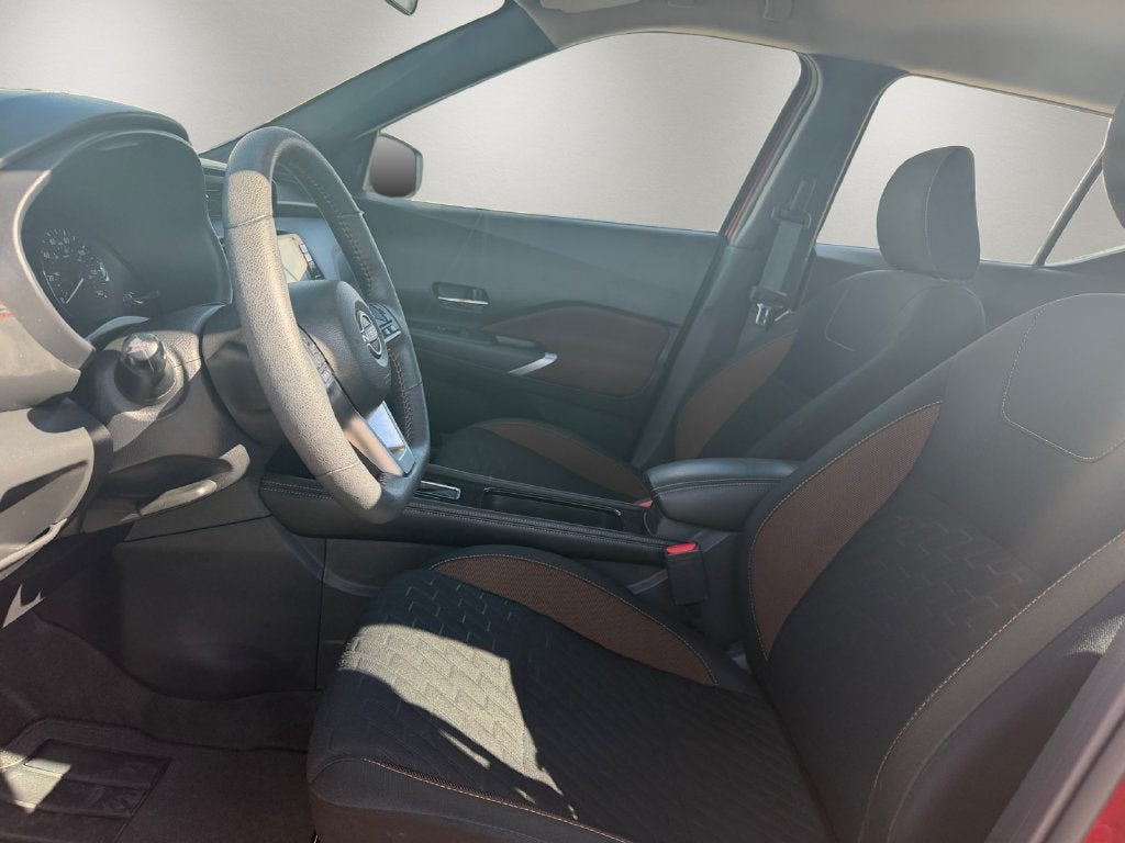 2024 Nissan Kicks SR Xtronic CVT