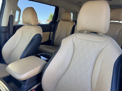 2023 Kia Carnival MPV EX