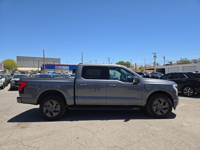 2023 Ford F-150 Lightning Lariat
