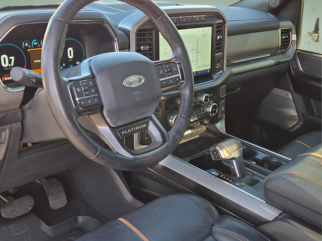 2022 Ford F-150 Platinum