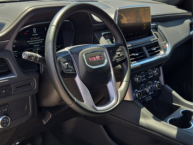 2024 GMC Yukon SLT