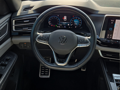 2024 Volkswagen Atlas Cross Sport 2.0T SEL R-Line