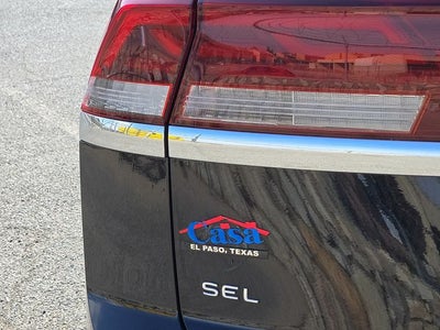 2024 Volkswagen Atlas Cross Sport 2.0T SEL R-Line