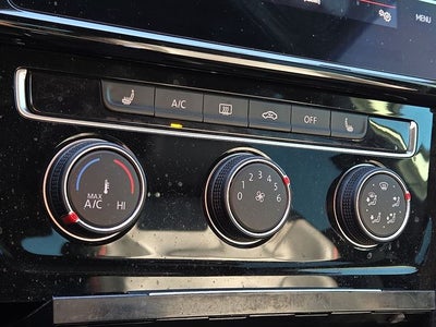 2020 Volkswagen Golf GTI 2.0T SE