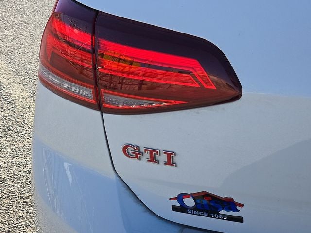 2020 Volkswagen Golf GTI 2.0T SE