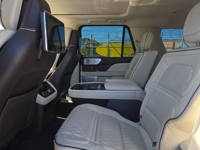 2019 Lincoln Navigator Black Label