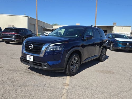 2024 Nissan Pathfinder SV