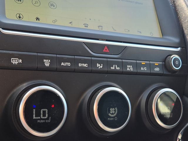 2020 Jaguar E-PACE Base