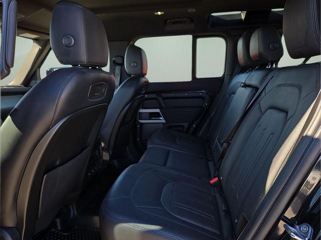 2022 Land Rover Defender 110 S