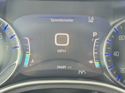 2025 Chrysler Pacifica Select