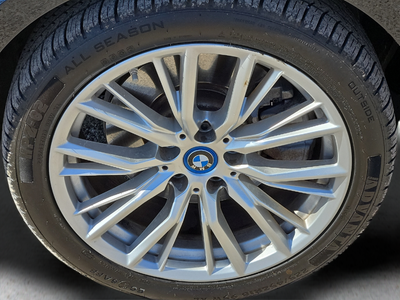 2023 BMW 3 Series 330e iPerformance