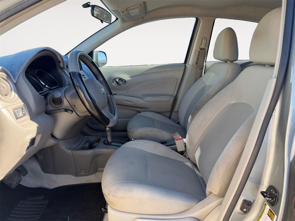 2013 Nissan Versa 1.6 SV